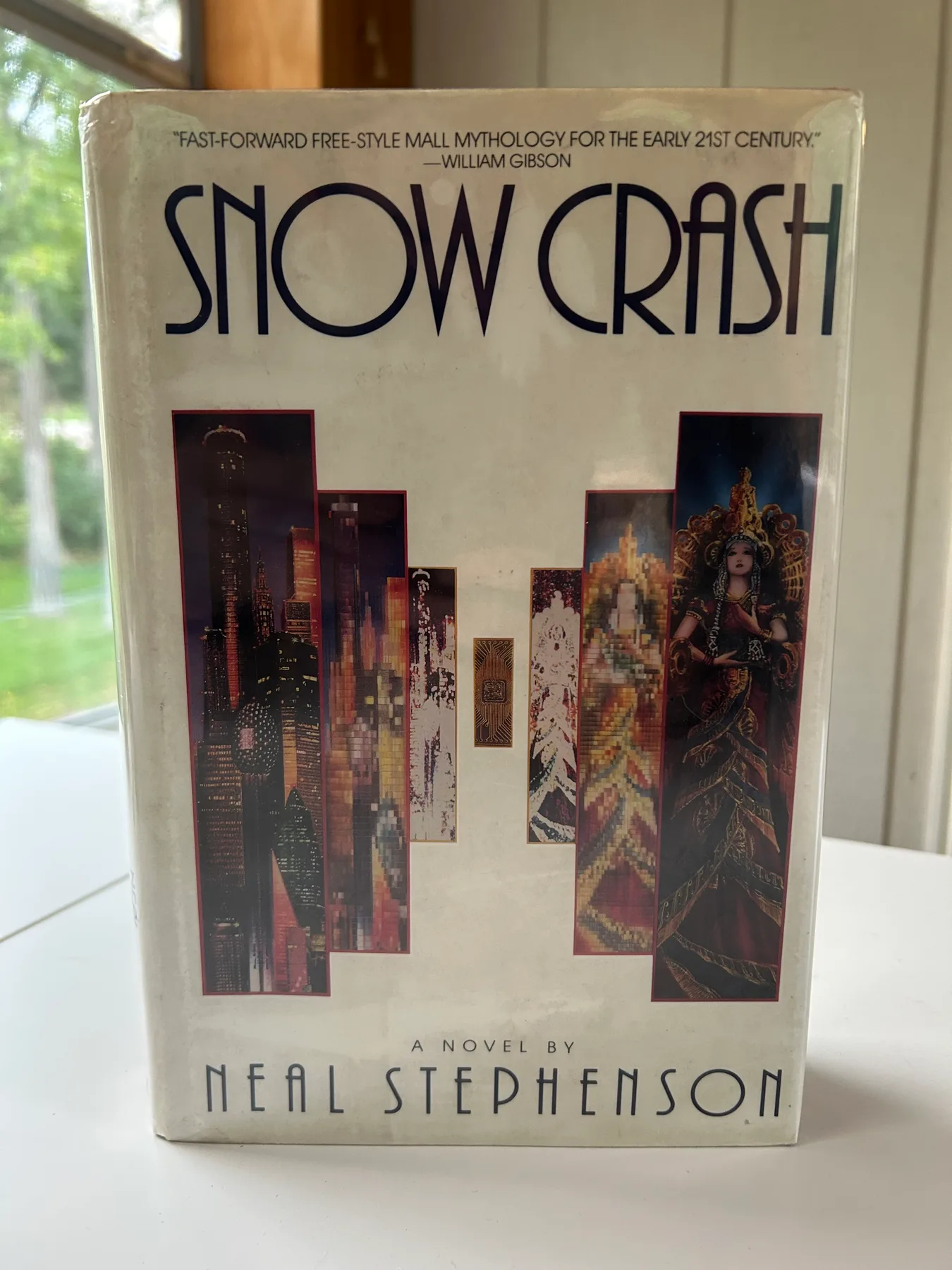 Front cover — Snow Crash